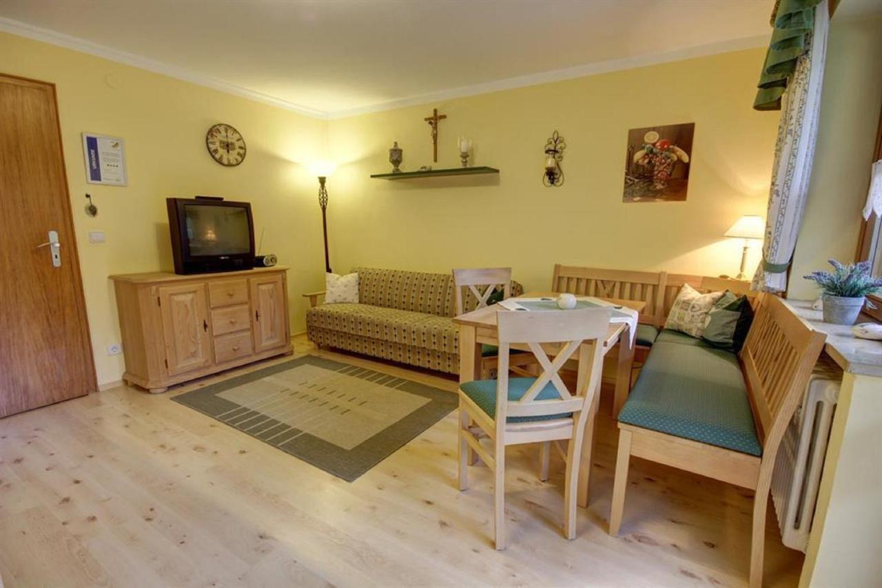 Haus Holzner-Nagl Apartment ชไนซ์ลรอยธ์ ภายนอก รูปภาพ